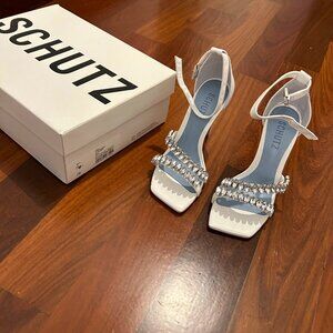 NEVER WORN. BRAND NEW. SCHUTZ white rhinestone high heels open toe